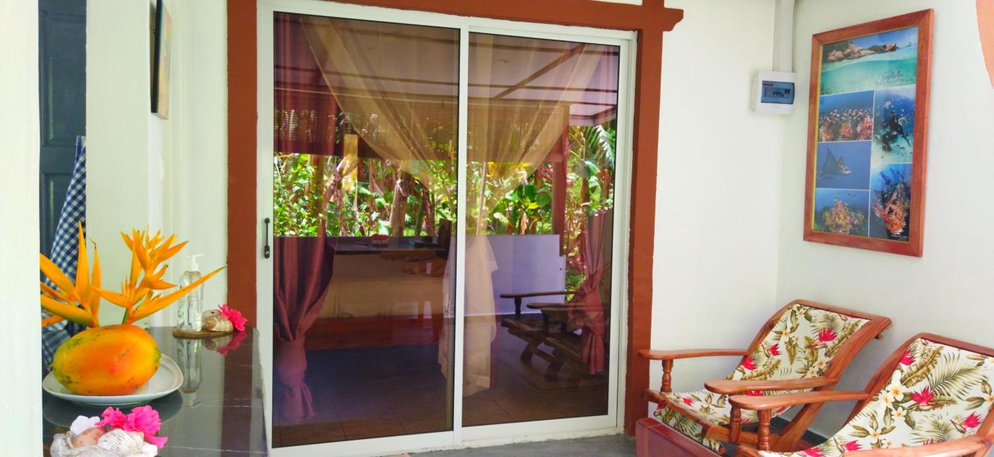 Dan Zoranz Self Catering Guest House La Digue Exterior foto