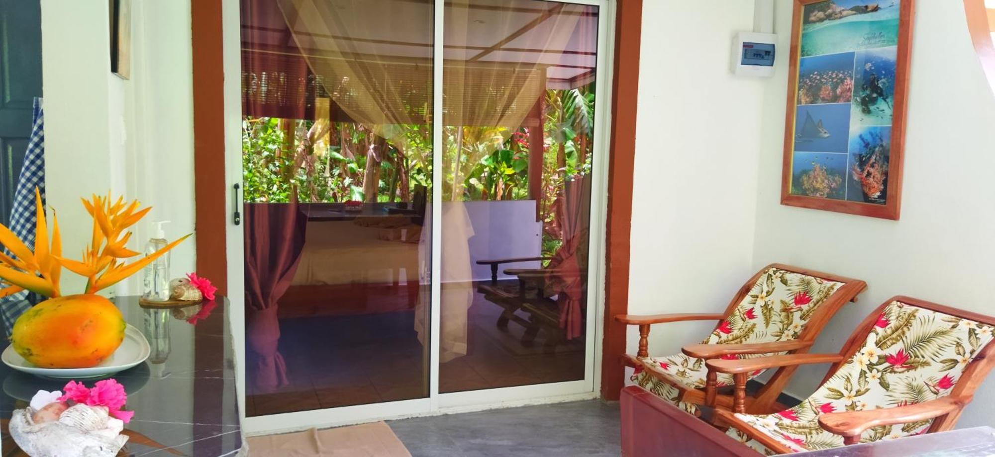 Dan Zoranz Self Catering Guest House La Digue Exterior foto