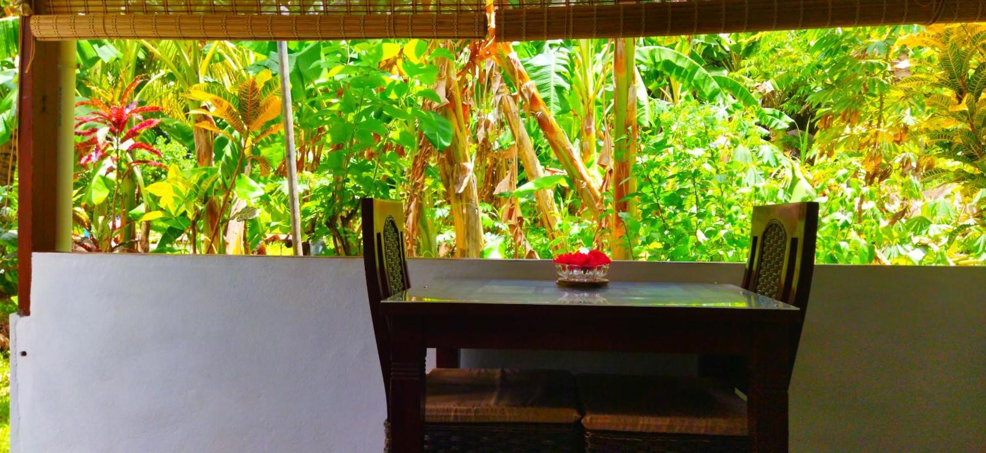 Dan Zoranz Self Catering Guest House La Digue Exterior foto