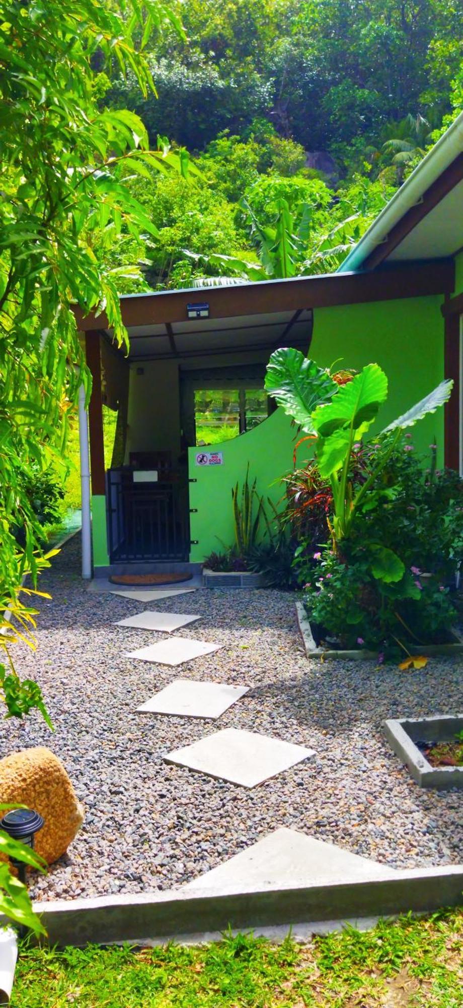 Dan Zoranz Self Catering Guest House La Digue Exterior foto